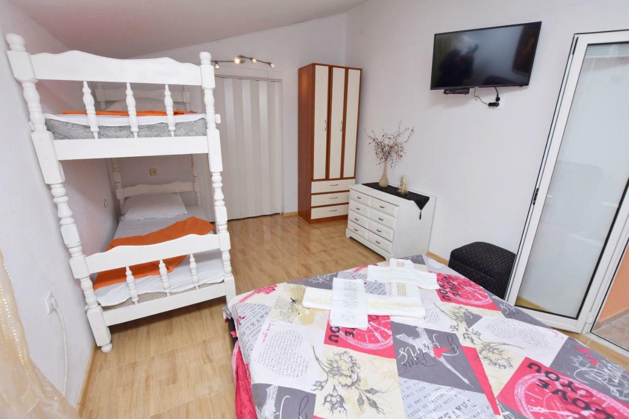 Apartments Siljak Petrovac Kültér fotó