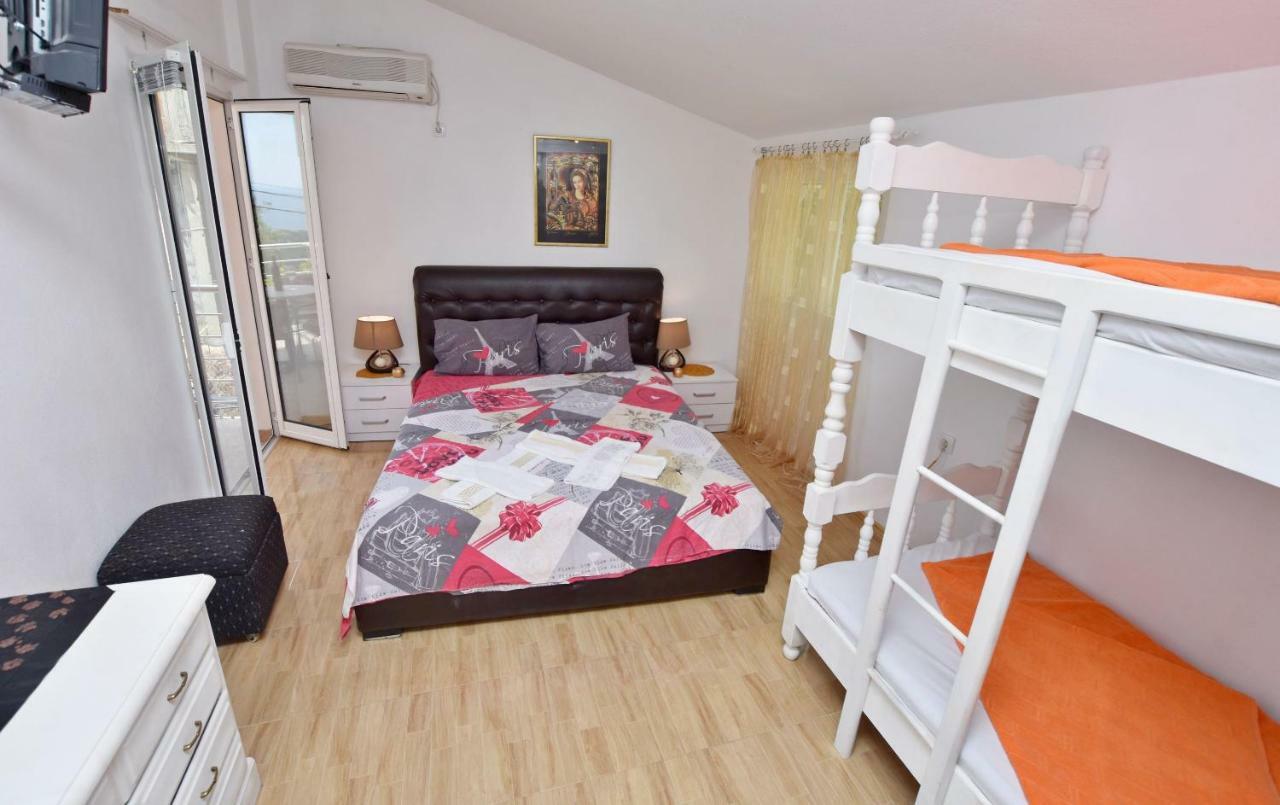 Apartments Siljak Petrovac Kültér fotó