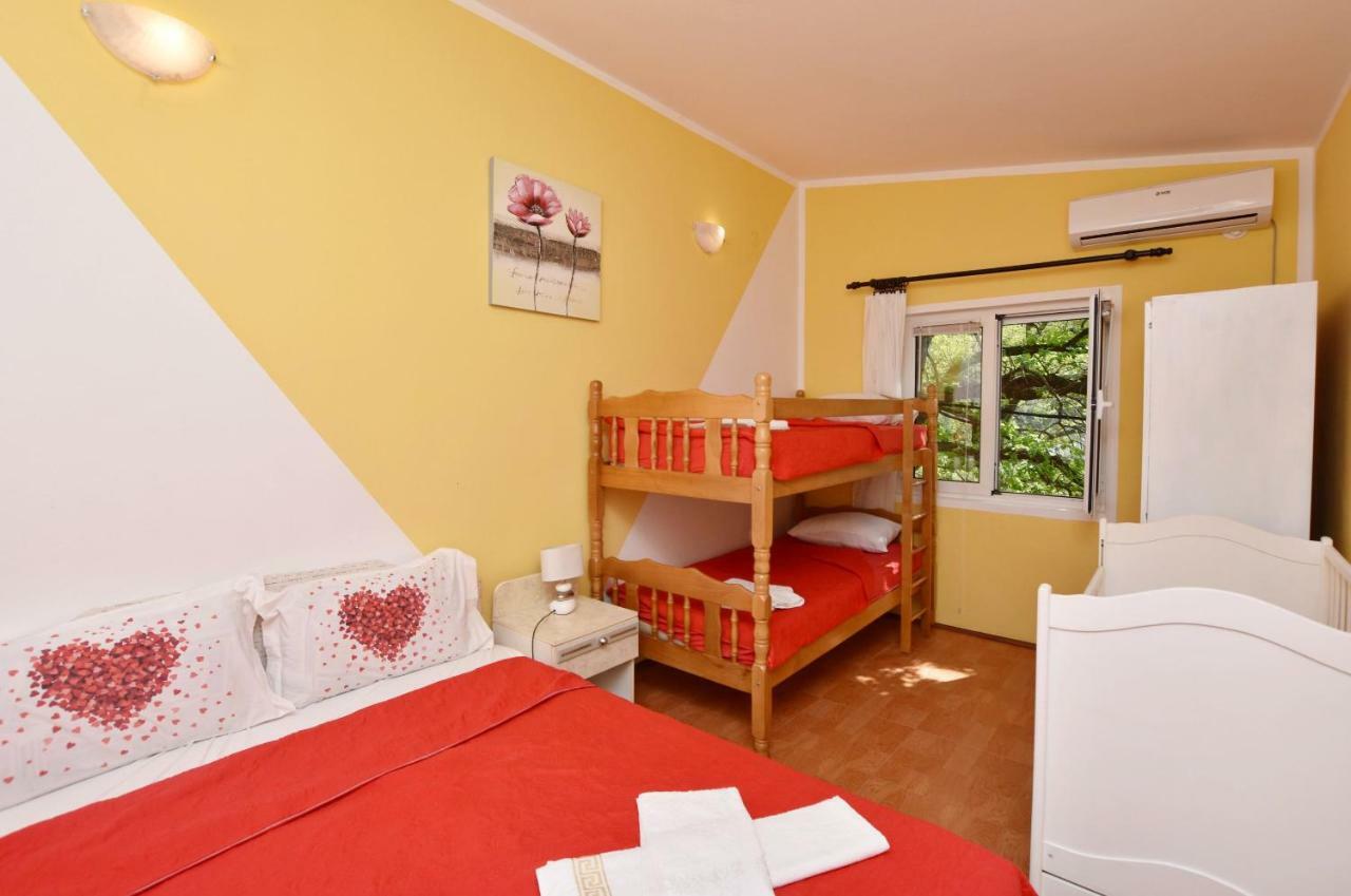 Apartments Siljak Petrovac Kültér fotó